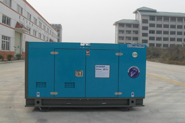 桂东发电机租赁如何正确安装空气滤清器？